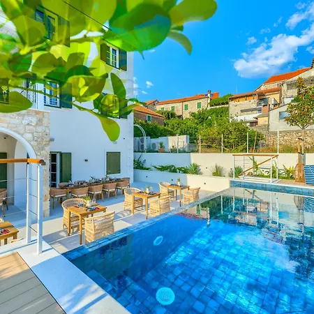 Hotel Hotel Brattia, Adults Only, Heated Pool, A La Carte Breakfast, Postira, Brac Island