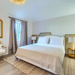 Brattia, Adults Only Hotel Postira